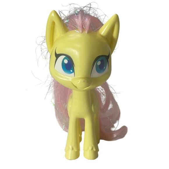 My Little Pony Fluttershy Toy Figure Yellow Pink Mane Hasbro 2019 E9141 Adorable - Picture 4 of 7